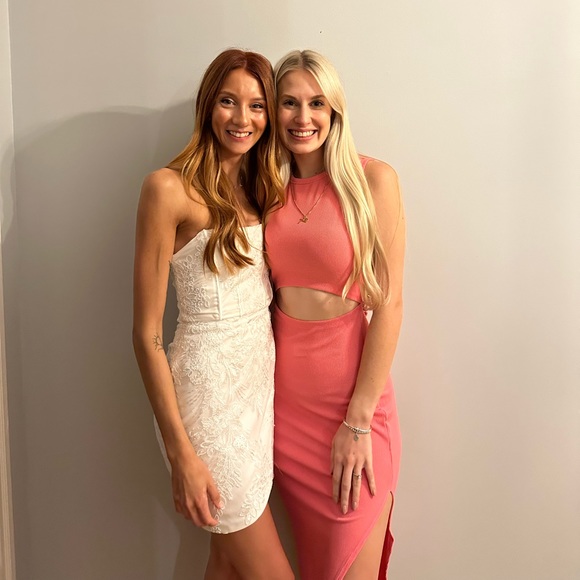 Lulu’s strapless embroidered mini dress - Picture 4 of 5